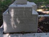 image of grave number 687917